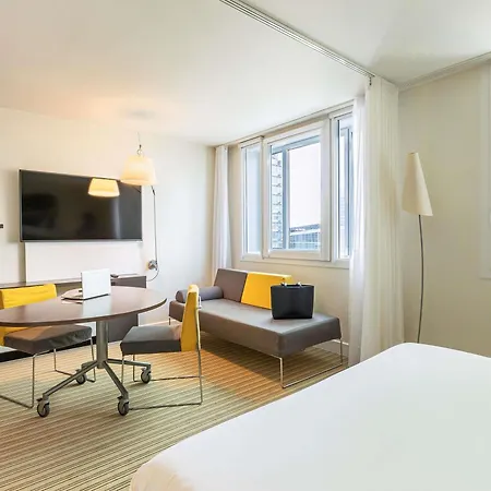 Отель Novotel Europe 4*