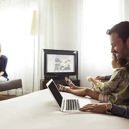 Novotel Europe Отель